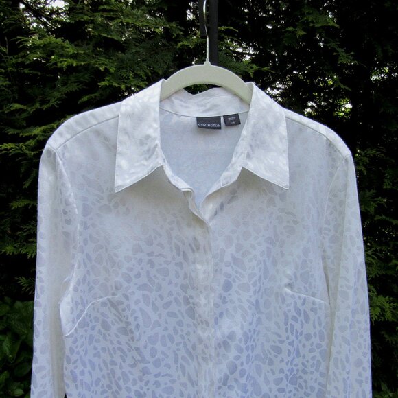 Covington Fitted Long-Sleeve Buttondown Blouse with Shimmery Animal Print - Picture 2 of 3